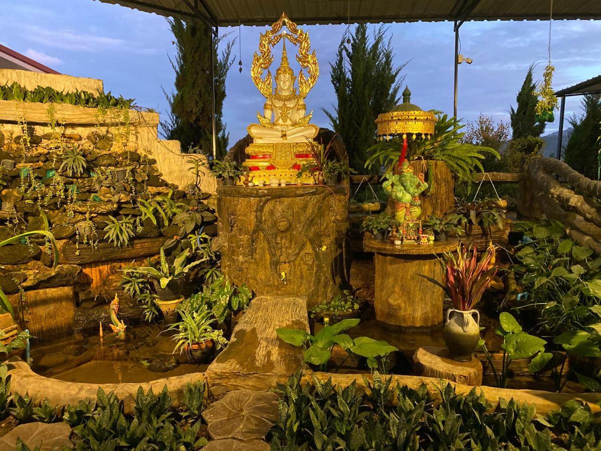 Chadaporn Mae Chaem Hotel Exterior photo
