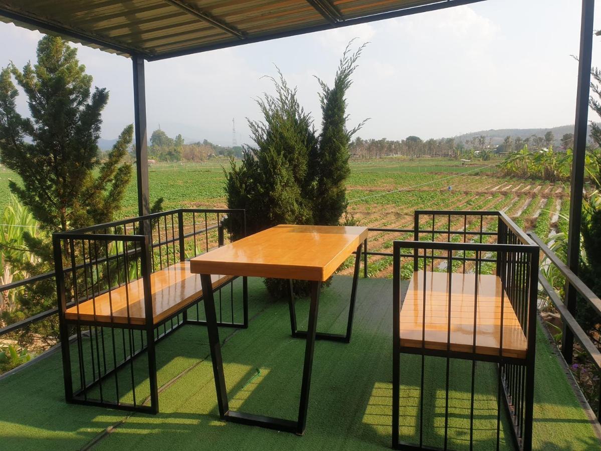 Chadaporn Mae Chaem Hotel Exterior photo